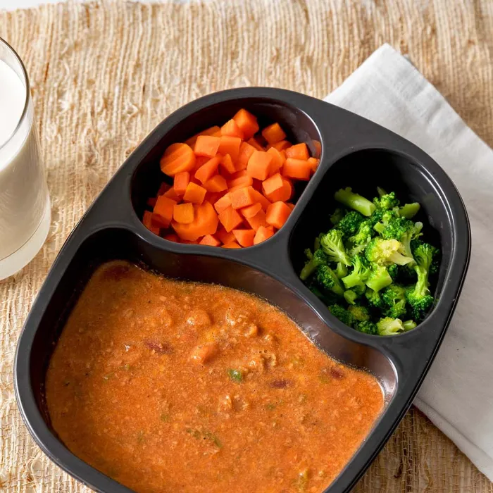 Beef Chili with Carrots & Broccoli Florets