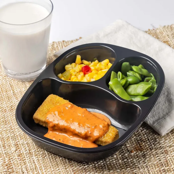 Breaded Pollock Wedge with Parma Rosa Sauce with Corn w/Red Peppers & Italian Green Beans