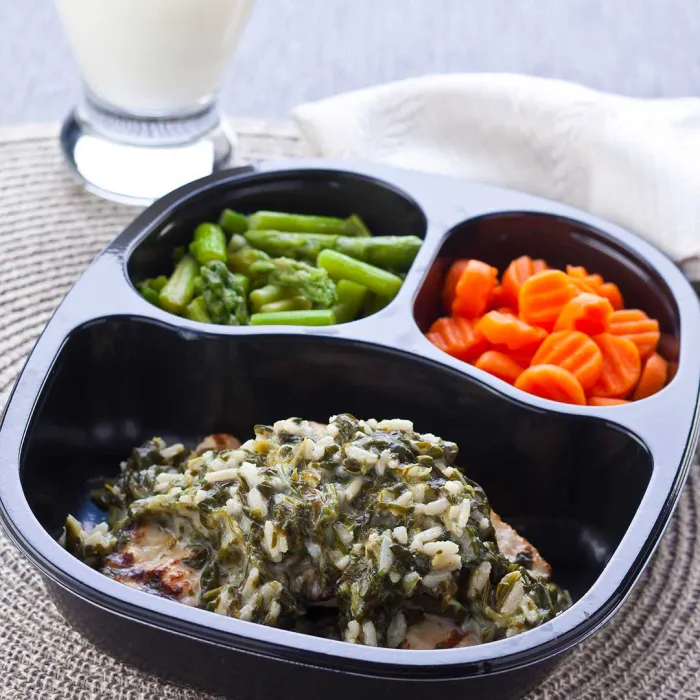 Chicken Florentine with Asparagus & Carrots