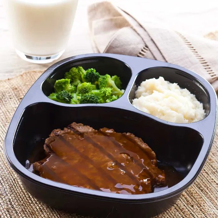 Beef Patty & Onion Gravy with Red Skin Potatoes & Broccoli Florets